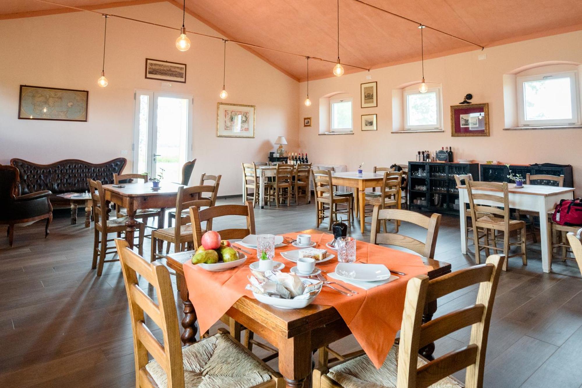 Agriturismo Bio Podere 109 - Wine&Food アルベレーゼ エクステリア 写真
